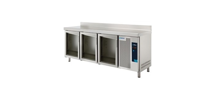 Snack Serie 600 refrigerada con puerta de cristal