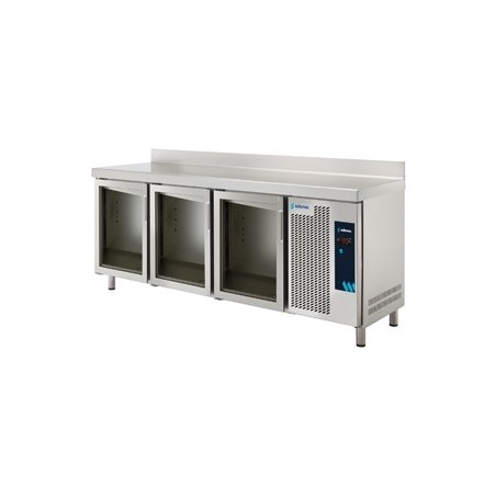 Snack Serie 600 refrigerada con puerta de cristal
